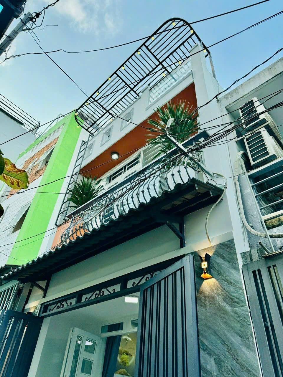 z5483739395274_b4793c22e100548263248b638b7a90f5