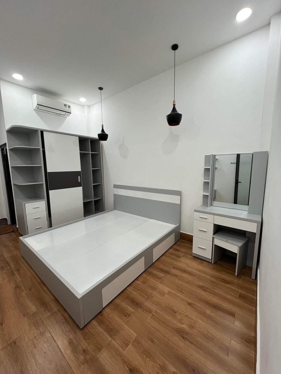 z5493884393492_611d98faa2dd0b3ad5c13a43e4f381ea