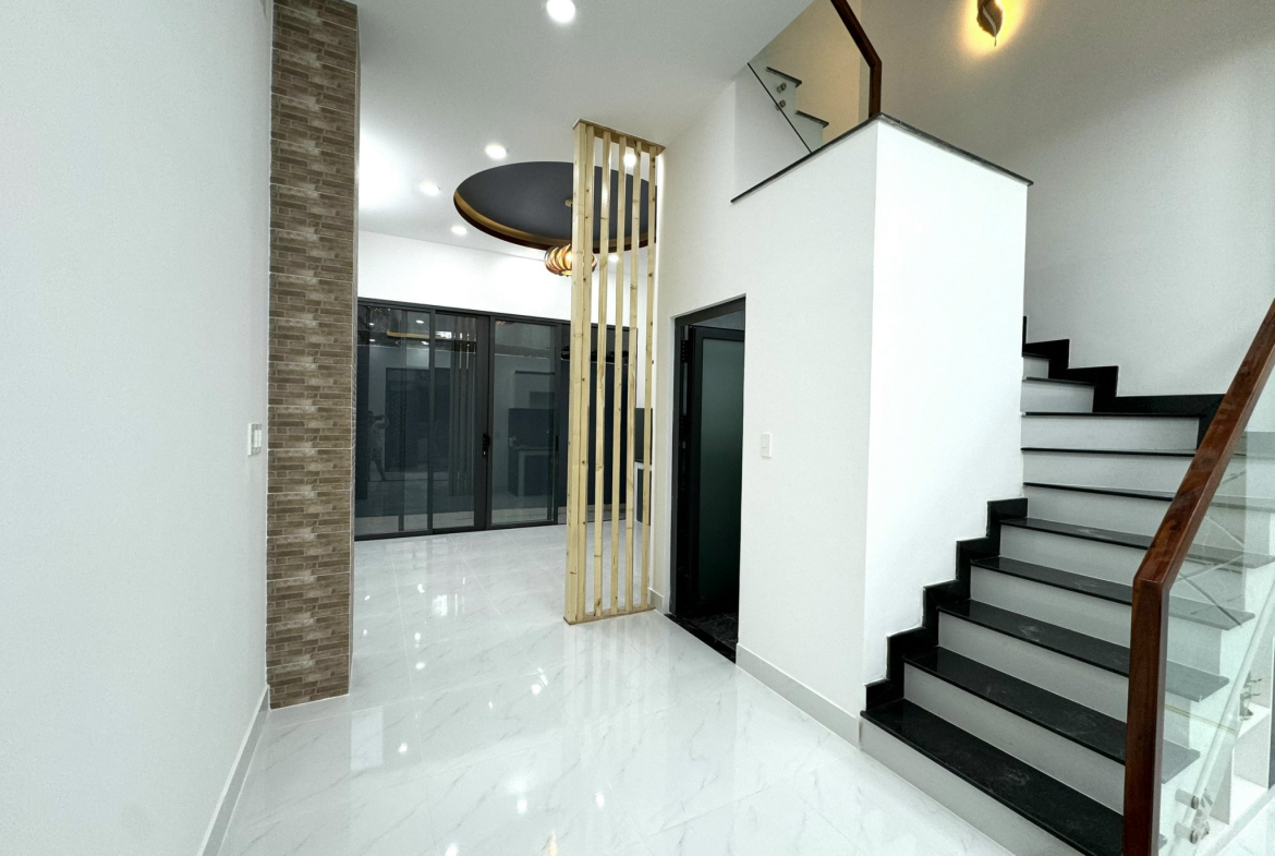 0893d7cf0a54a90af045142