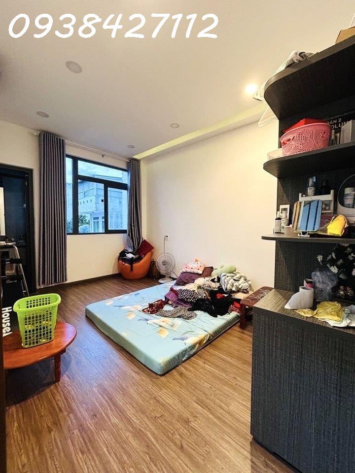 1f0079df769bd5c58c8a37