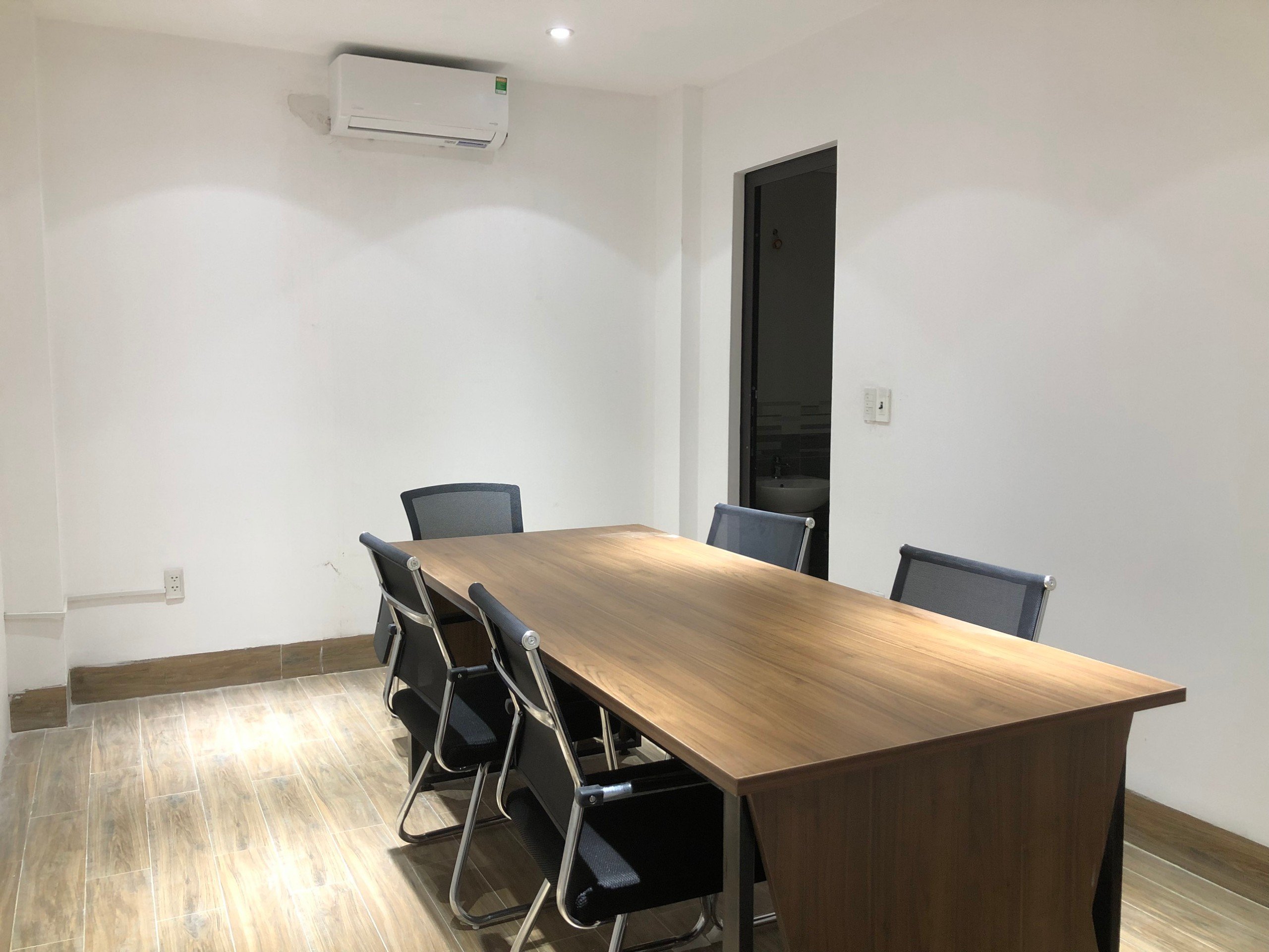 22a9ae2a-8277-48e5-a985-315d21fa22ab