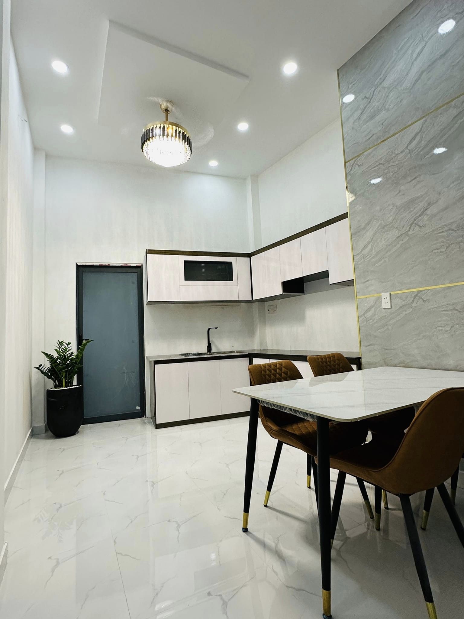 292891985_573186351017274_517140051398731903_n