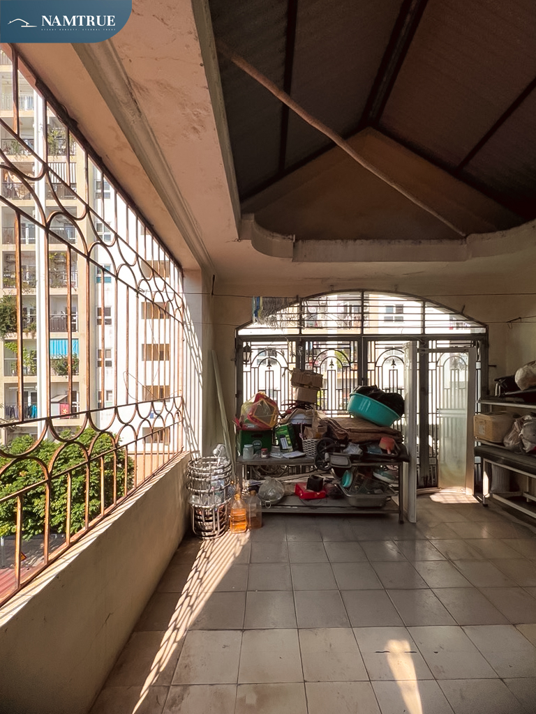 2d1u-C0EE0493-lx1yr9ss_9_lx1yra2f