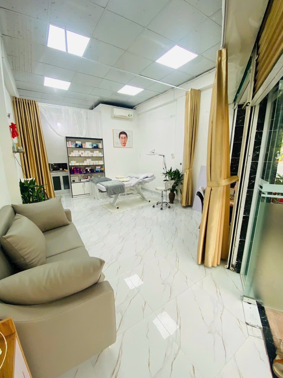 4f0c32f5-4d18-4898-85e3-87c91f139b3f