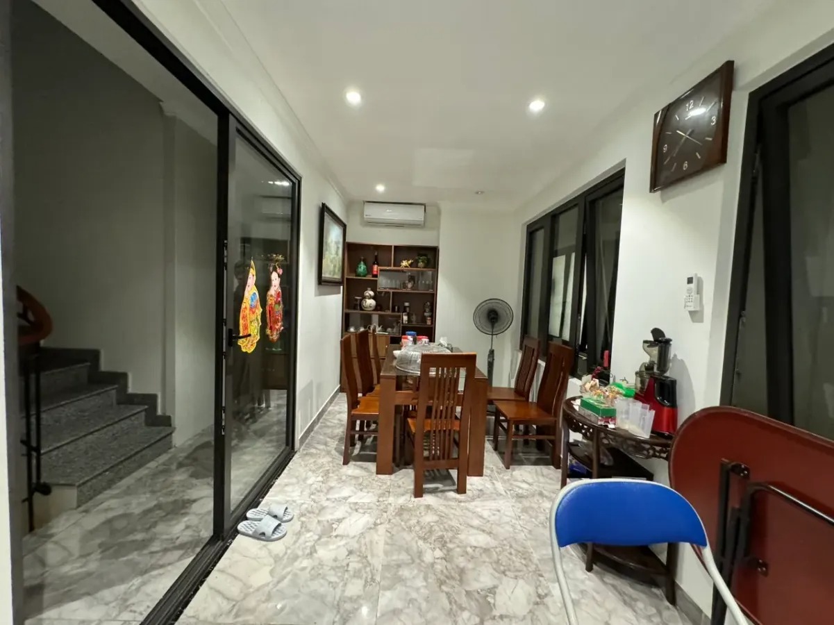 89cc9e1a-88ee-5c2a-a0b8-8c217a67