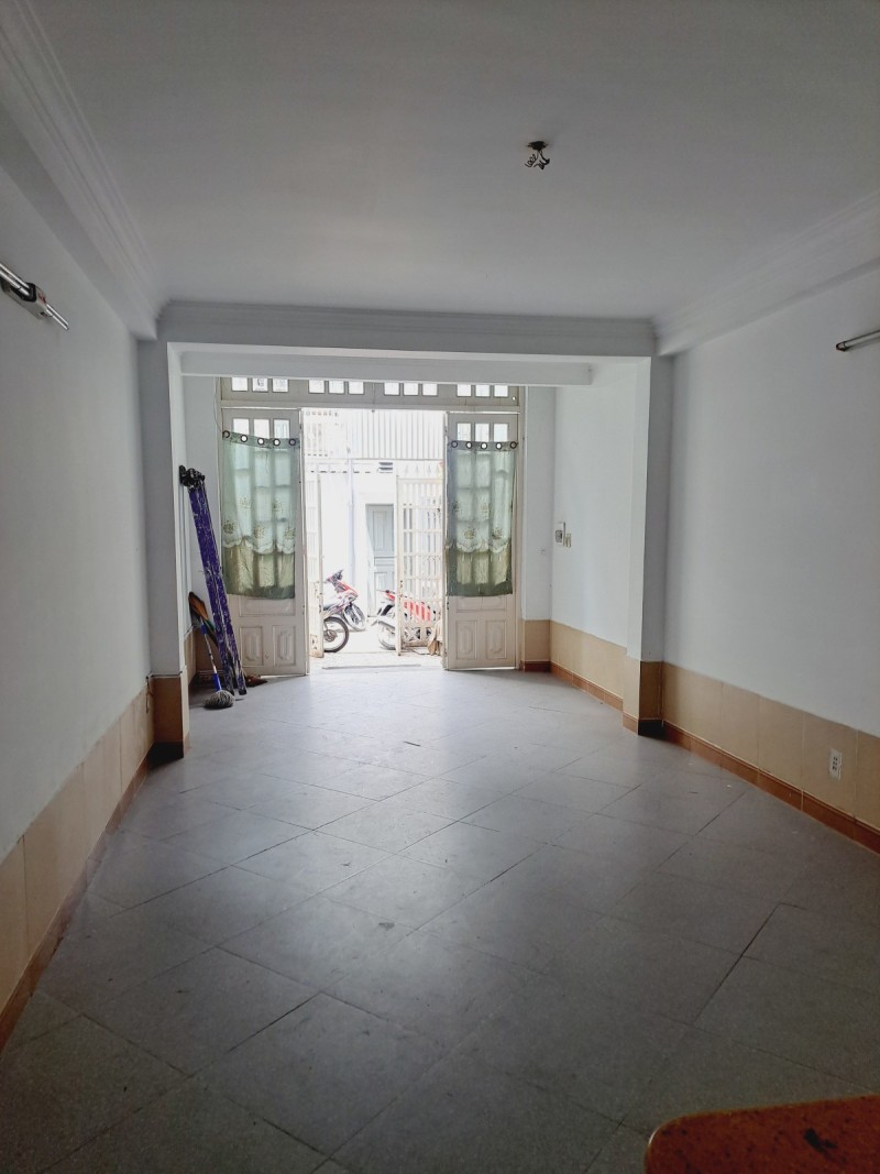 BAN NHA TAN BINH TRUONG SON (1)