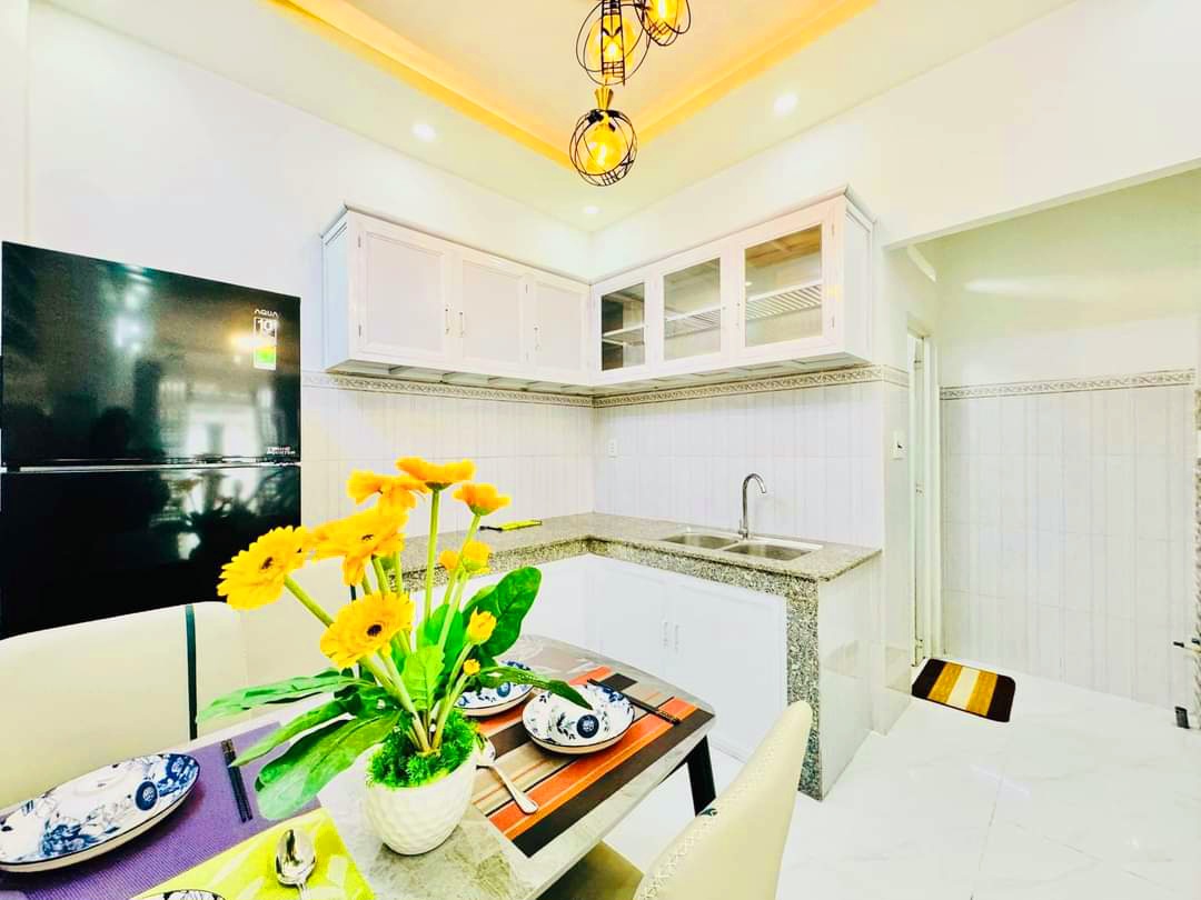 Nha Pho 4.2X10, 2 Tang Nhinh 4 ty Duong Phan Huy Ich P15 Tan Binh8