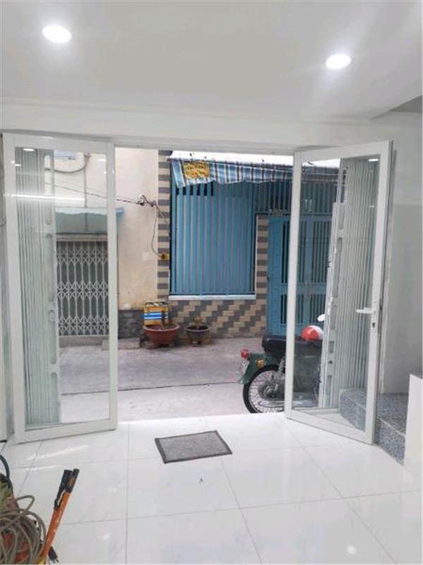 a1778835-2c39-4f26-a784-837d3f26e677_112551528