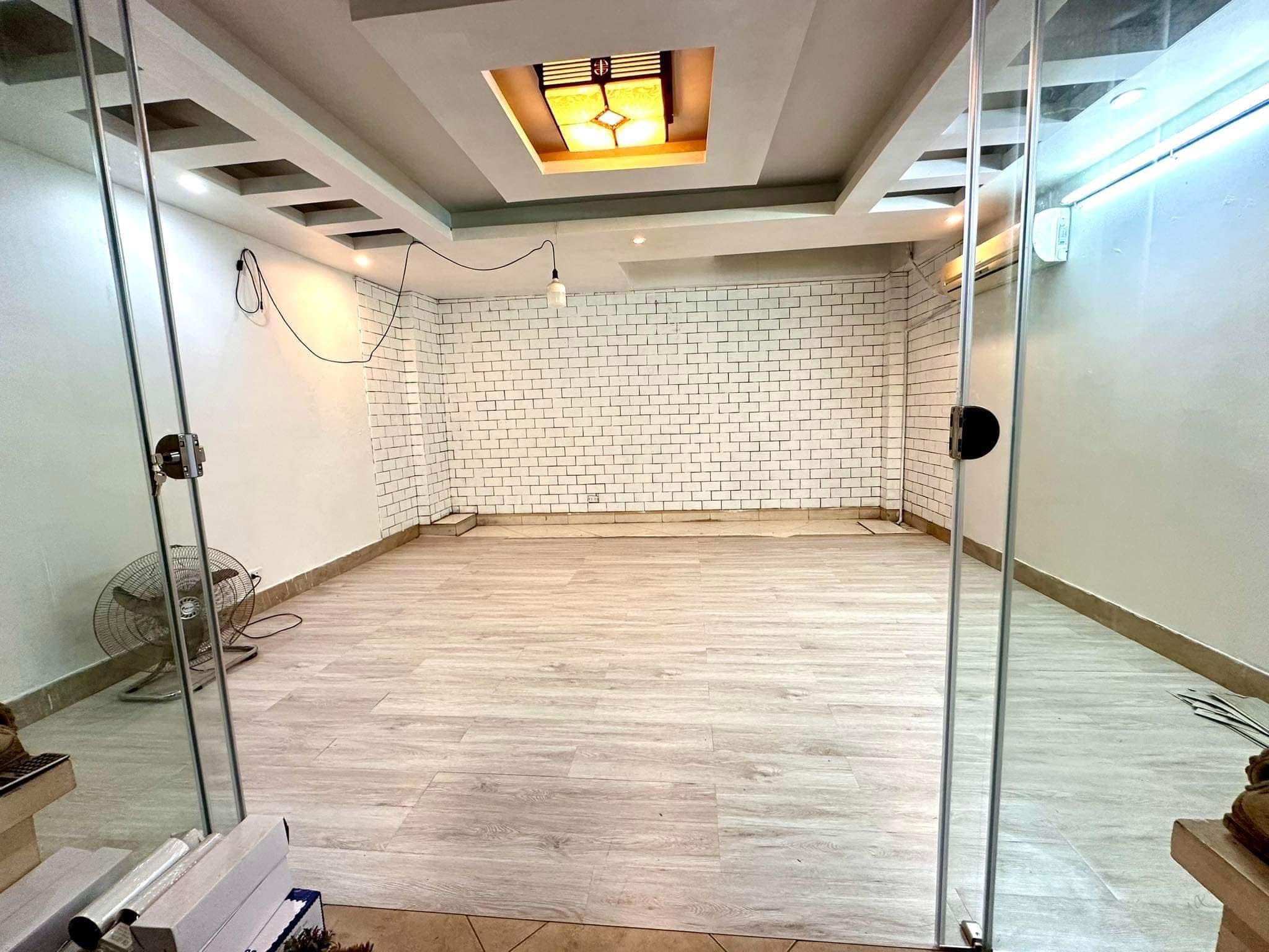 a930b71b-2e3c-49be-8a02-e09d1adaff84