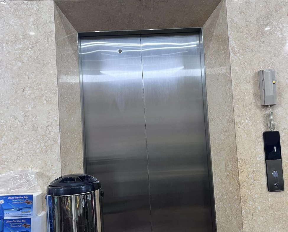 a9d63879-593b-480b-9b49-38a0e3cbca92-975×1300