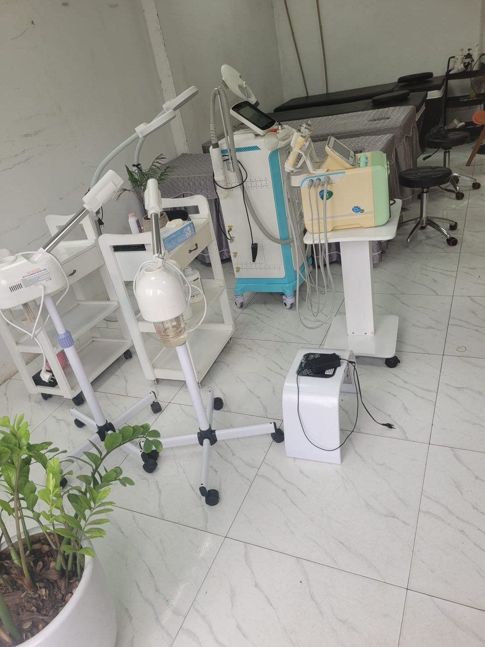 aec9f36c-ec45-4353-8d73-4621d9d4f674-975×1300