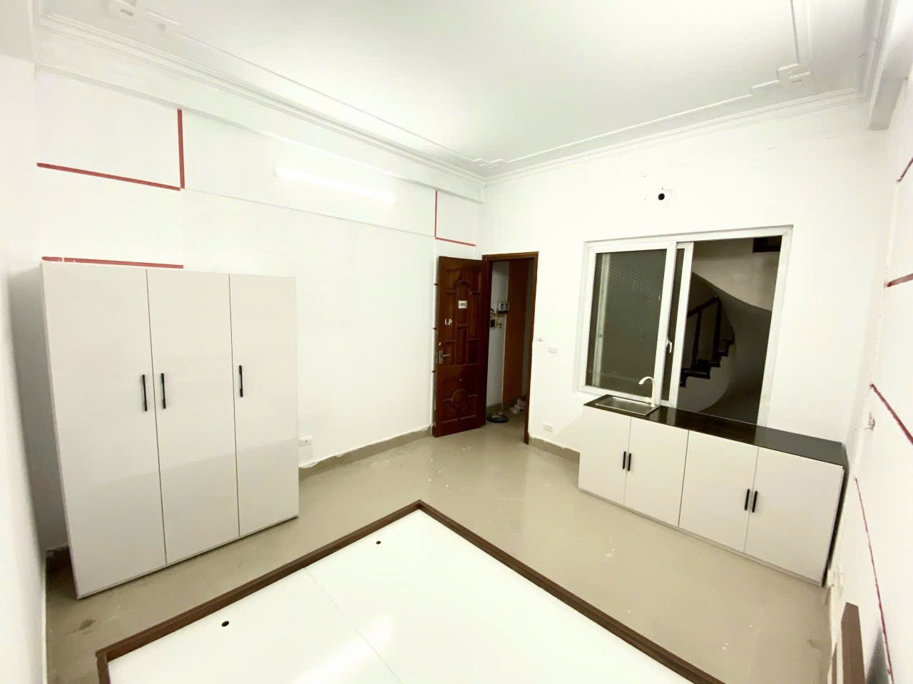 afd77b8c-9d2f-4be2-97e4-3aee24c46453