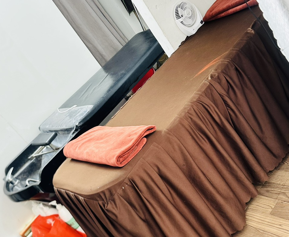 bab9d1dc-b113-4b1a-b31b-a68ea902f313