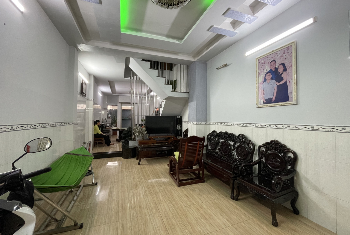 ban-nha-2-mat-tien-duong-so-11-phuong-truong-tho-co-san-dau-o-to (25)