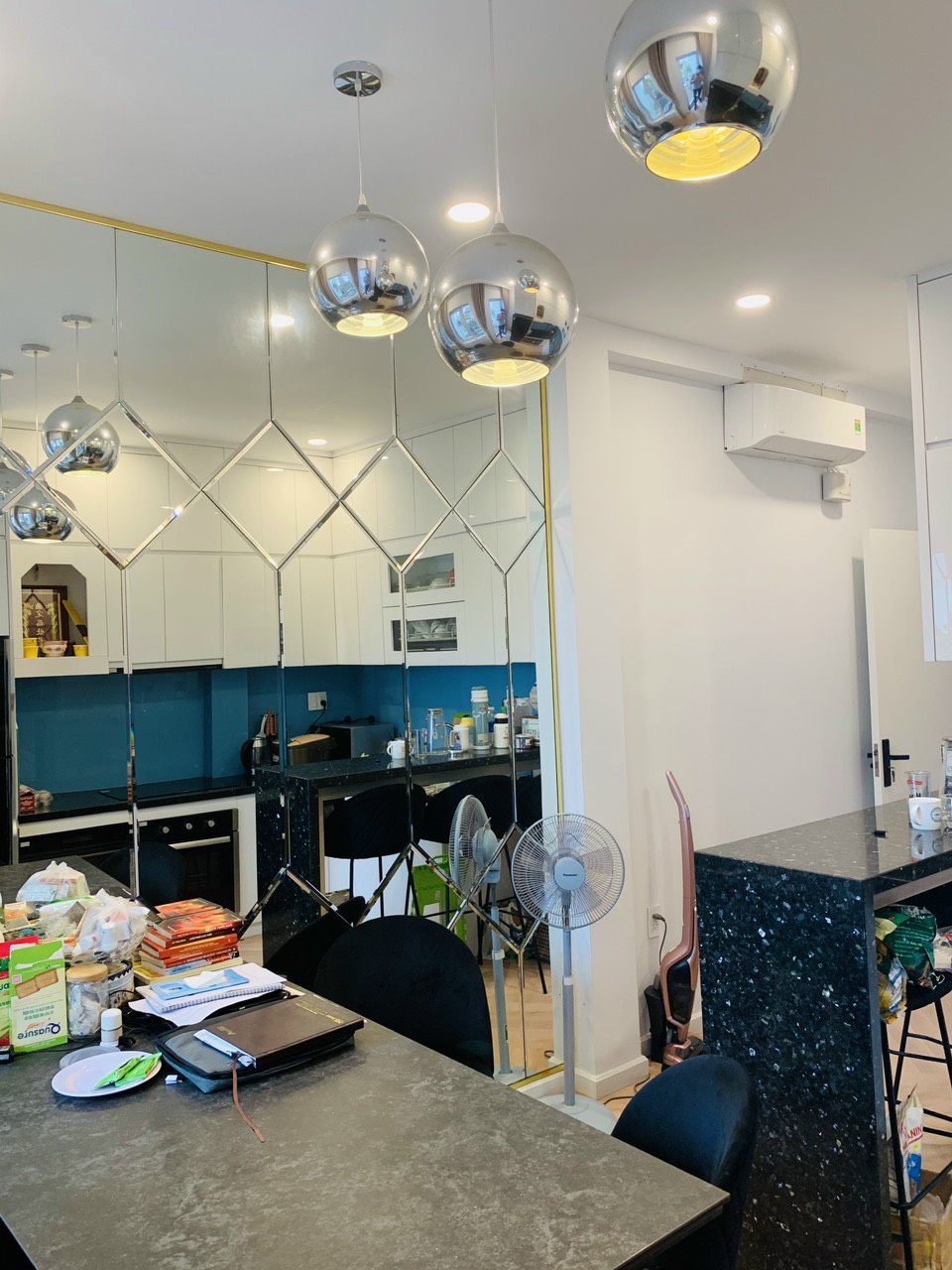 ban-nha-hem-489-huynh-van-banh-3.jpg_bak_638373609765360663