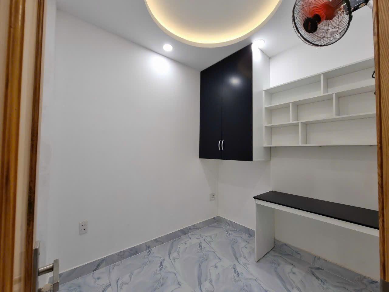 ban-nha-hem-le-van-sy-phuong-13-quan-phu-nhuan-462-huynh-van-banh-0707318818-3