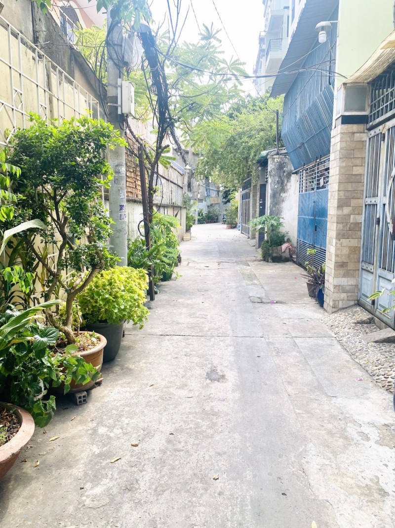 ban-nha-quan-10-duong-dien-bien-phu-nha-duoi-8-ty-be-tong-cot-thep-hem4m