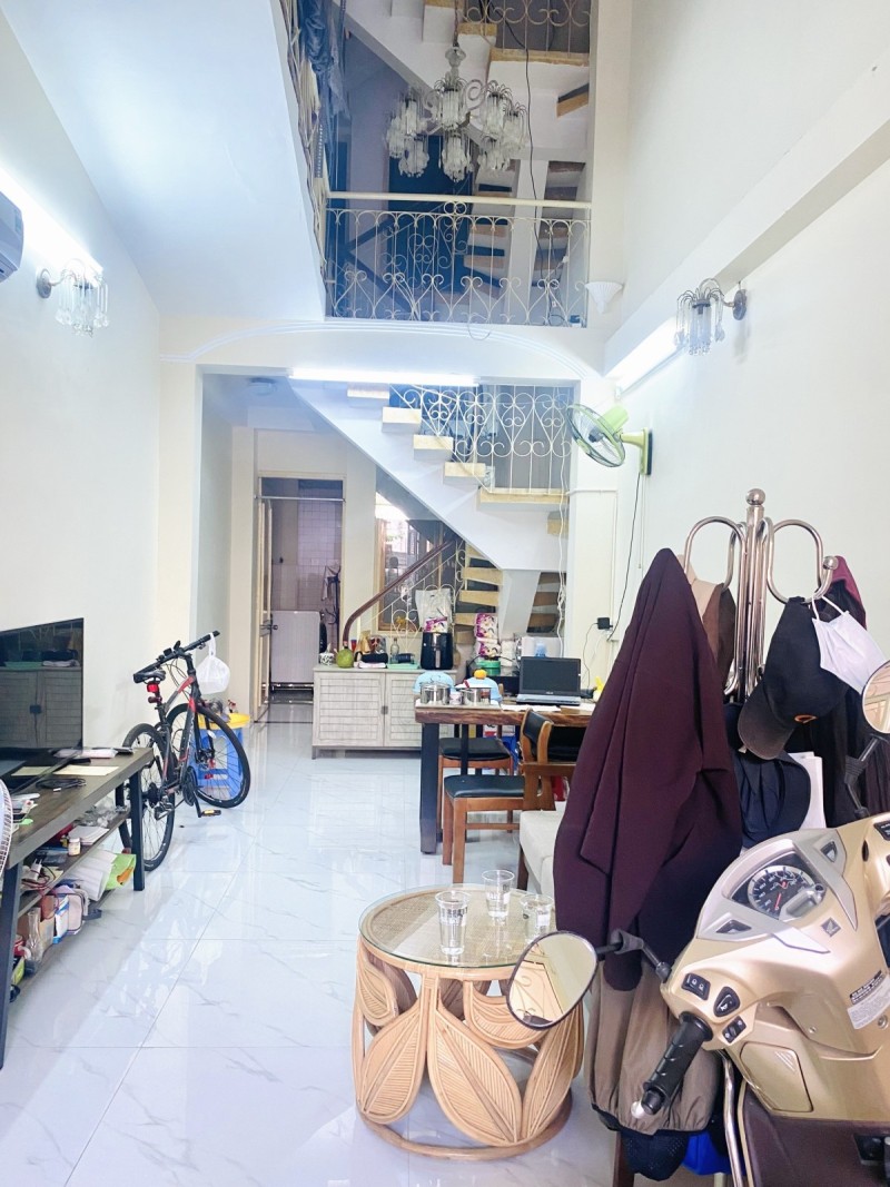 ban-nha-quan-10-duong-dien-bien-phu