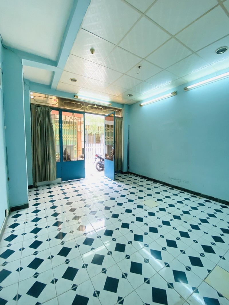 ban-nha-quan-10-duong-to-hien-thanh-phuong-15-nha-duoi-6-ty