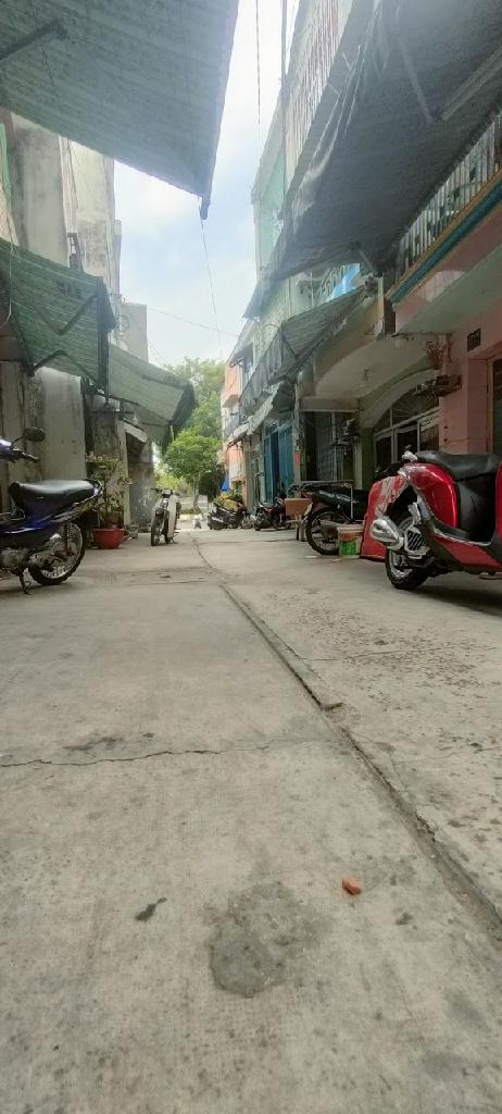 ban-nha-quan-6-duong-nguyen-van-luong-hem-xe-hoi-nha-duoi-6-ty