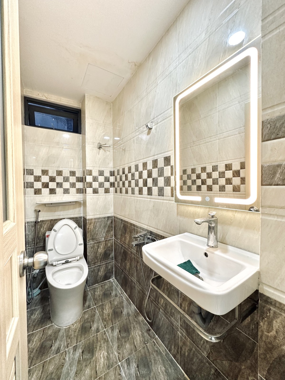 ban-nha-su-van-hanh-quan 10 (1)