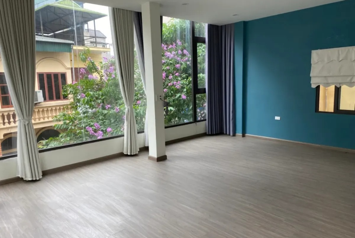 d2108c5f-3b2d-570d-8d48-37338700