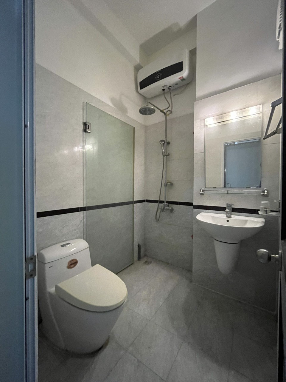 db647cd1-b5ca-40f9-b401-fb24ceb1ad1b