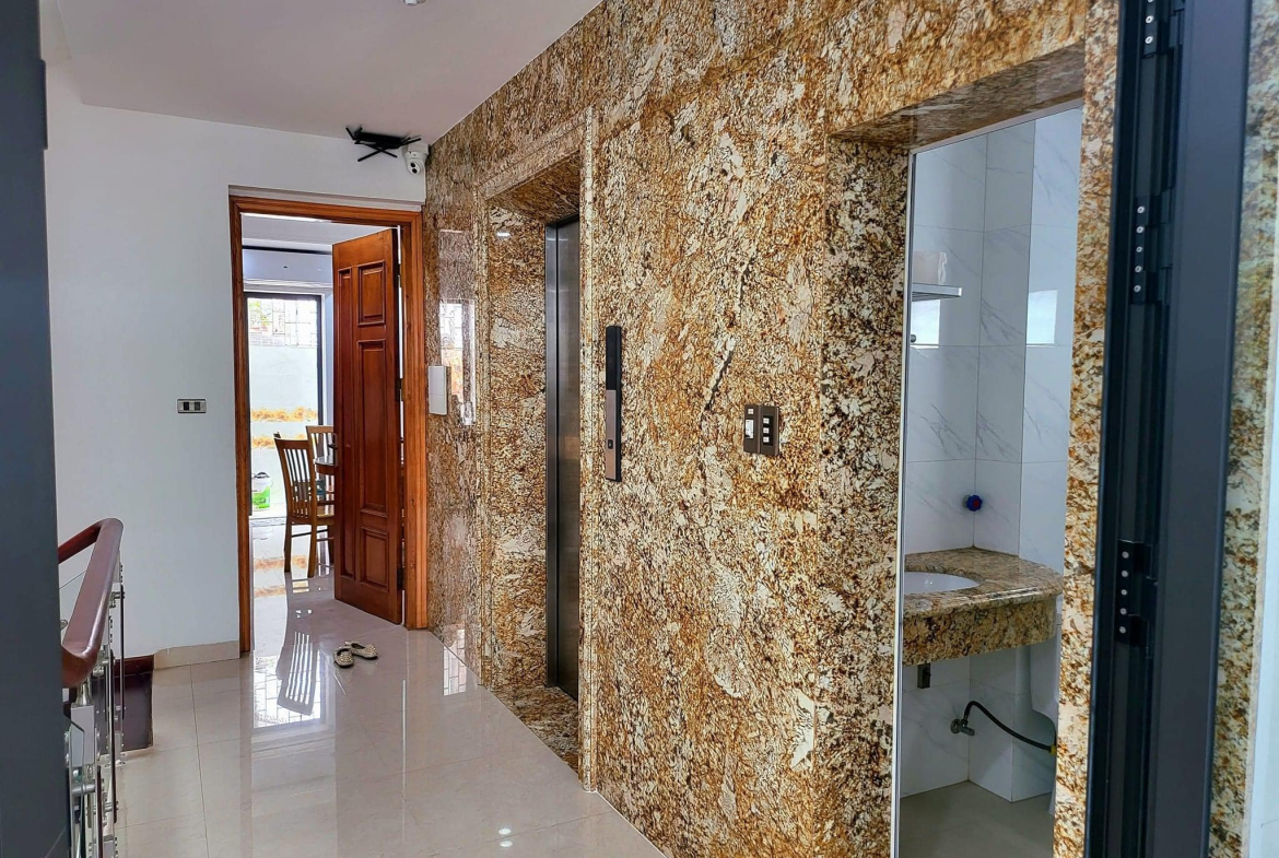 e877752526698437dd7846