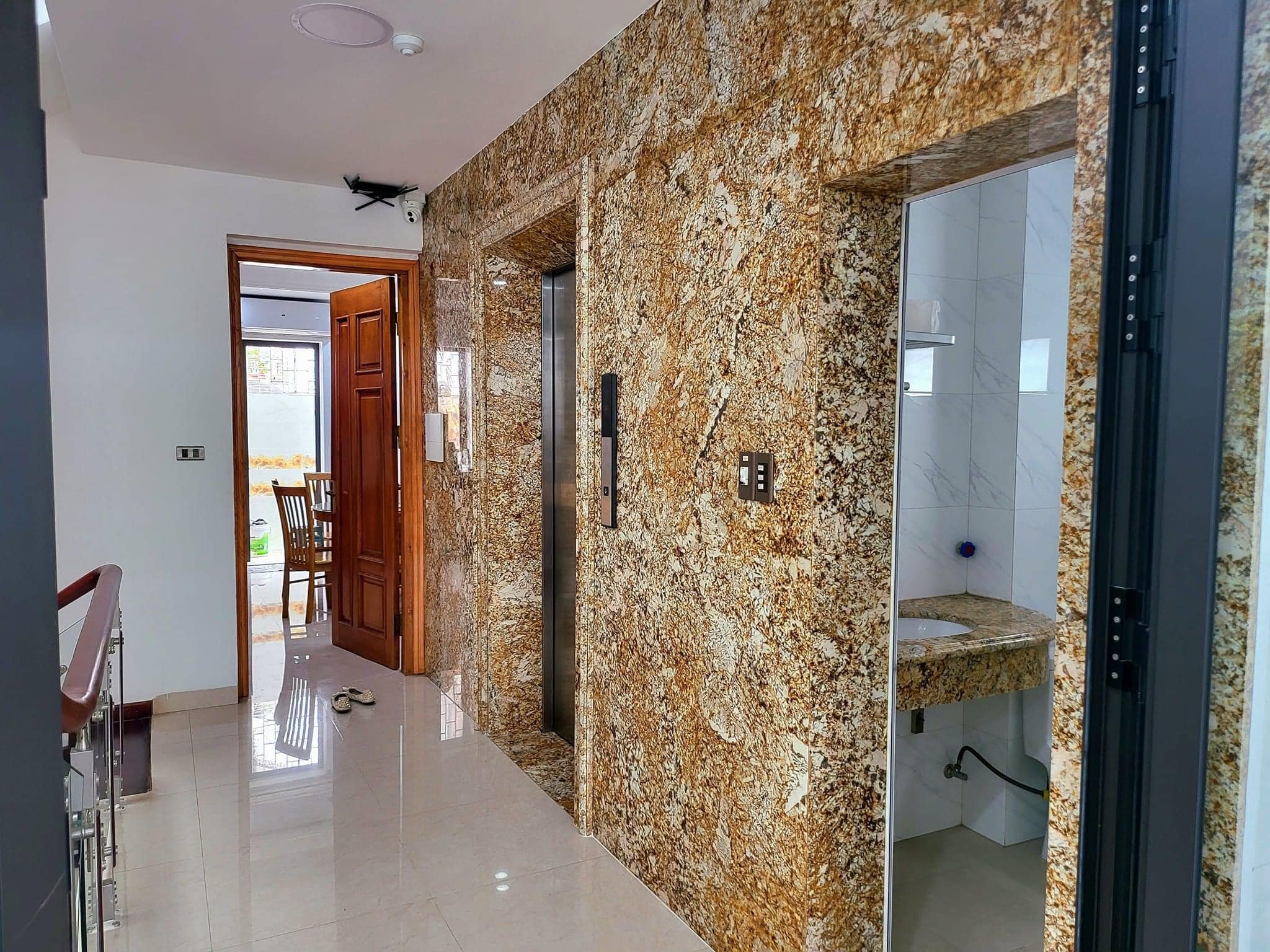 e877752526698437dd7846