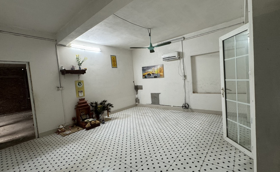 eacf09c9-4e6d-4888-b8e8-c9e304c54760