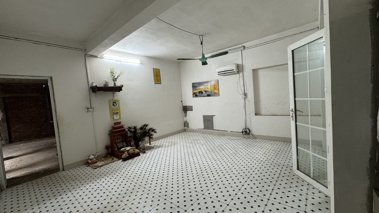 eacf09c9-4e6d-4888-b8e8-c9e304c54760