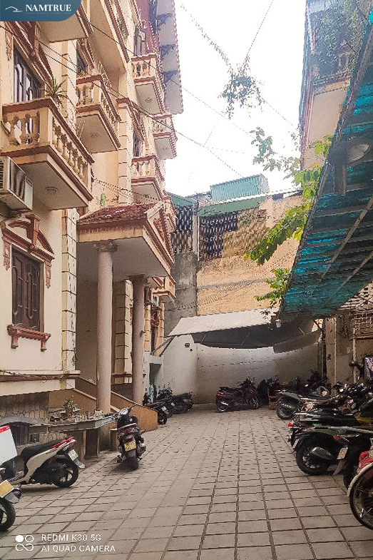 ec663251-93b4-4b30-ba6f-e73622315700_180417923