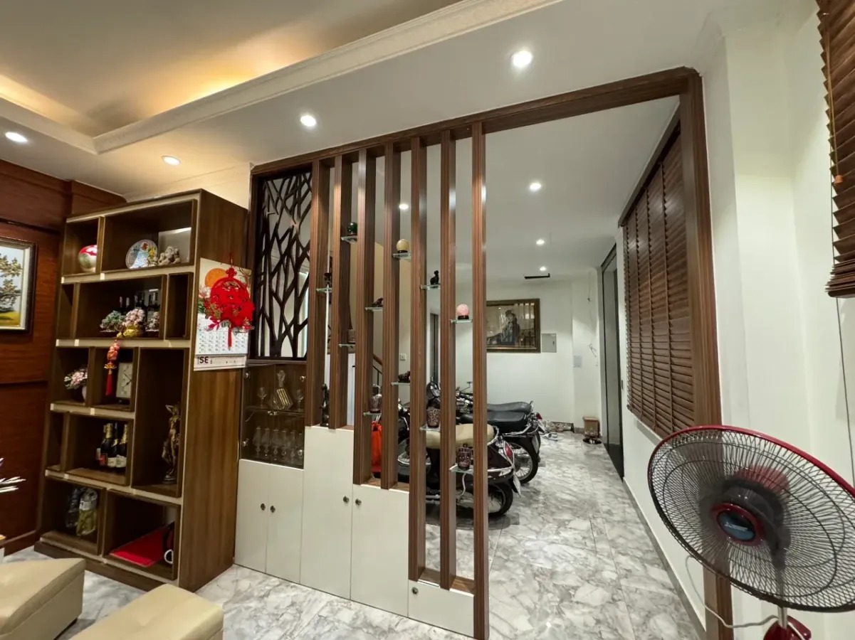 fffd723c-9ef3-5802-8ce3-aef5f021