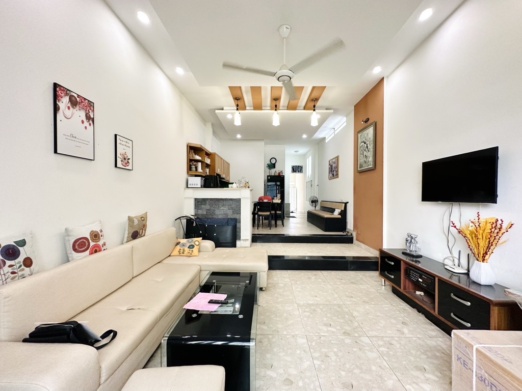 jvn-87755C10-lxy33ygg_11_lxy33yqa