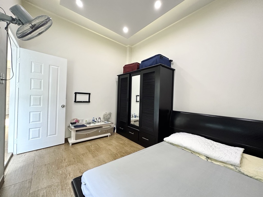 jvn-87755C10-lxy33ygg_8_lxy33ym2