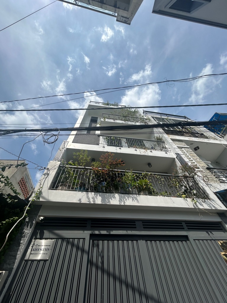 nha-tan-quy-tan-phu-gia-re (1)