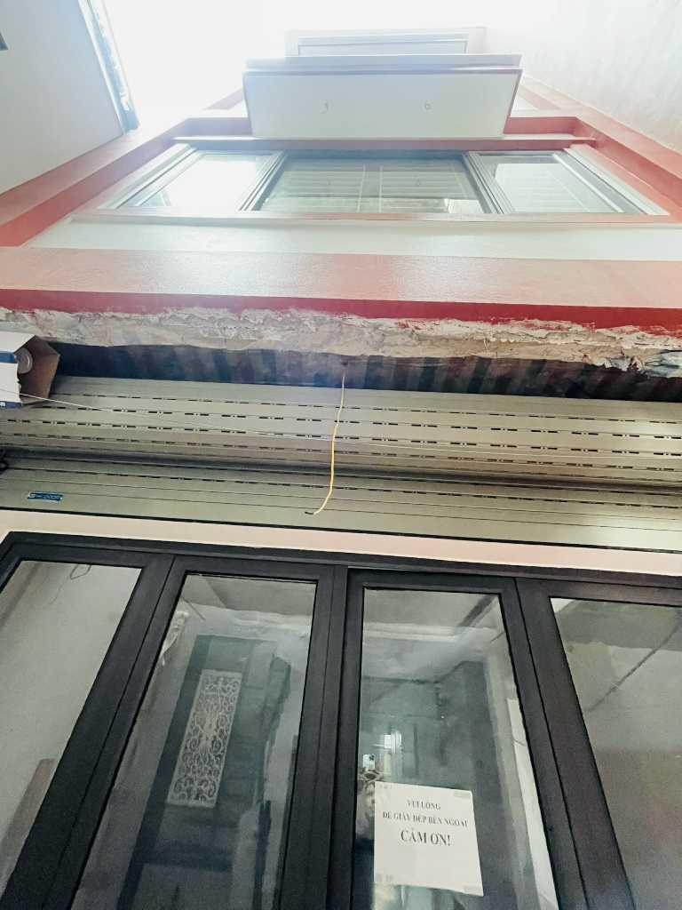 scaled_scaled_1000033705