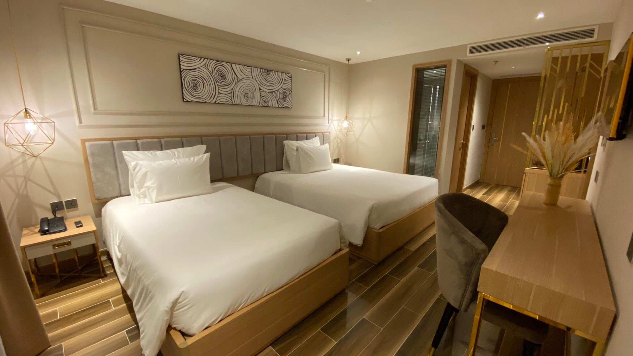 z2282357044920_edfc1b553498412544b38eadf7dd922b