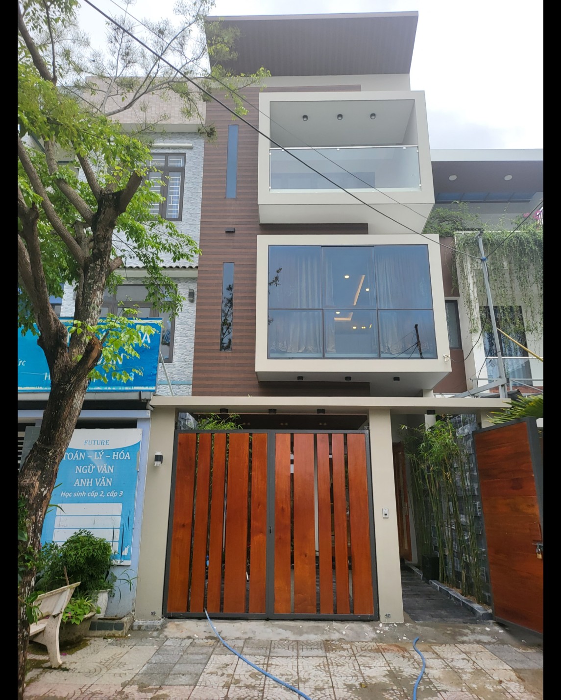 z3372532089671_069ddc9ef83738604263c133a6b0a5c1