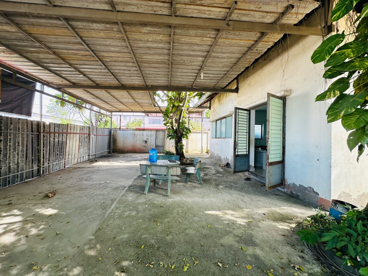 z5251864072038_e0015e1770085268b636efdd963805cd