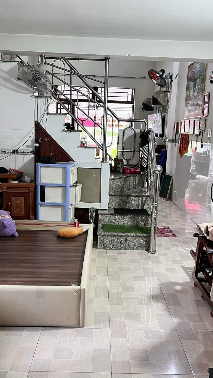 z5282335174571_f79df05389cb0798e61f3ace193d69db (1)