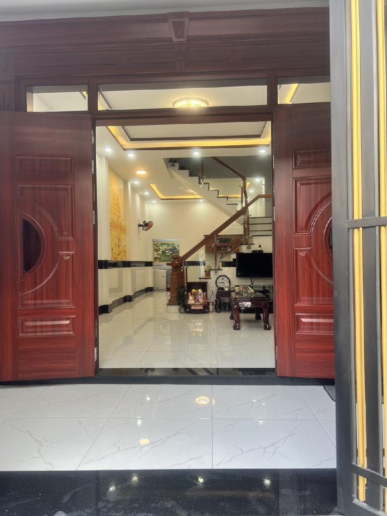 z5327755093985_20aa8c1fe7a0f4380523e19a2595ba52