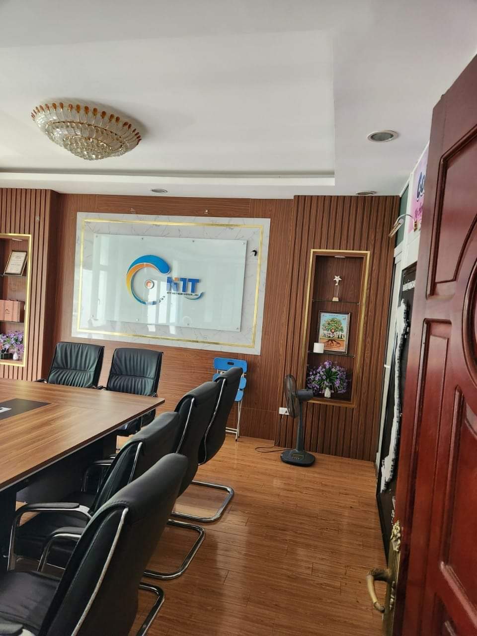 z5375873558764_9b3a18c6bff69e838874086aef89cd15