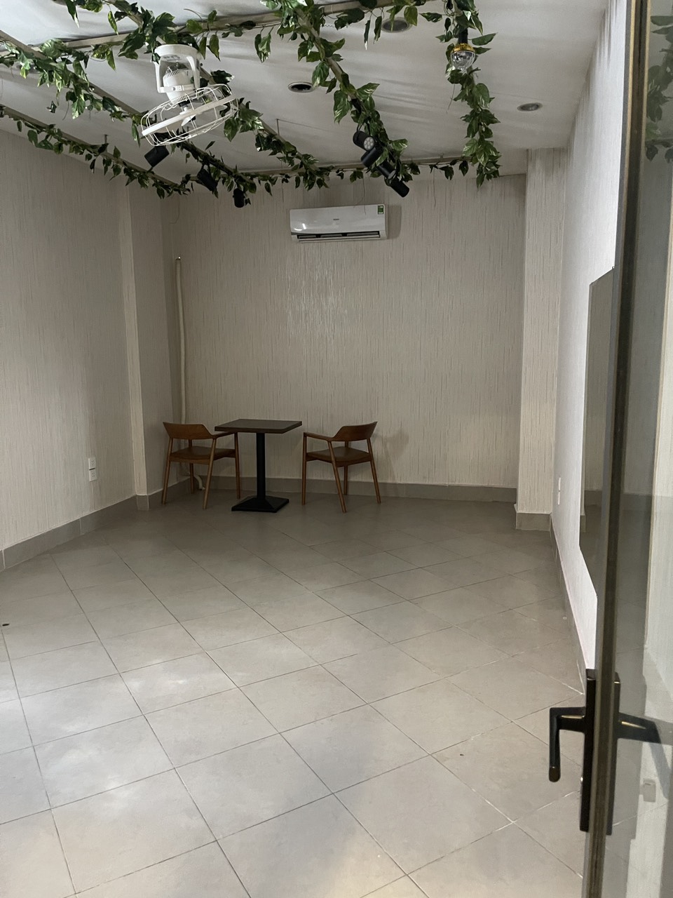 z5405213110902_29f08cfd703285aafe5f0501e4e52942