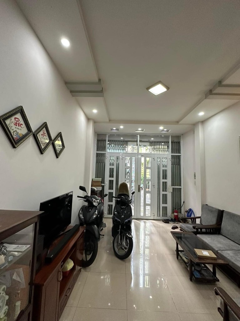 z5465681904357_6c0a7516c2eaad7c68e8a187c1d7ae5d