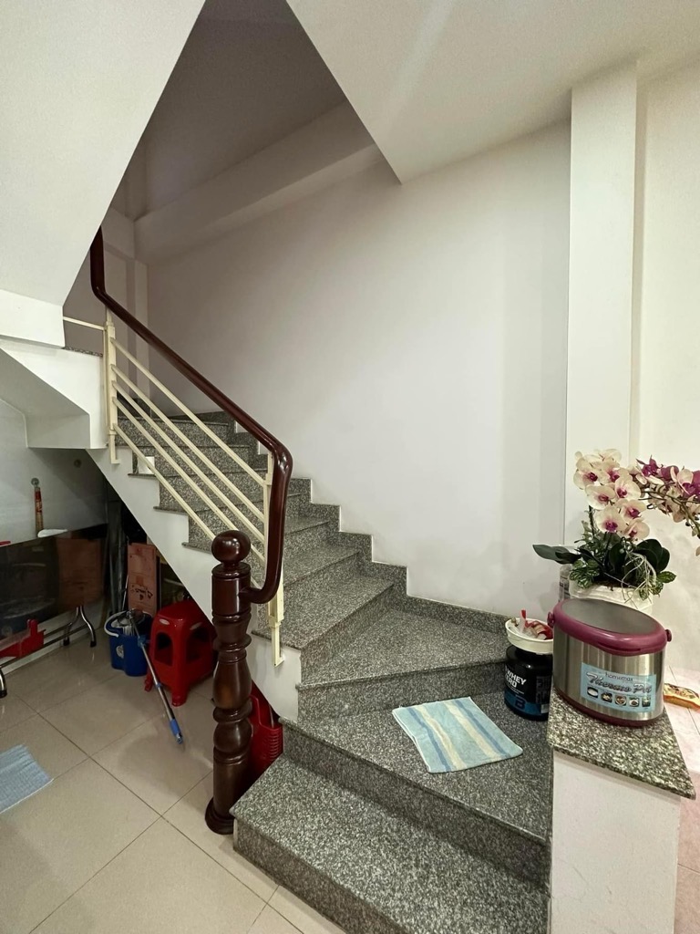 z5465681962061_c534d6b52c84881bdbe6a9966336030e