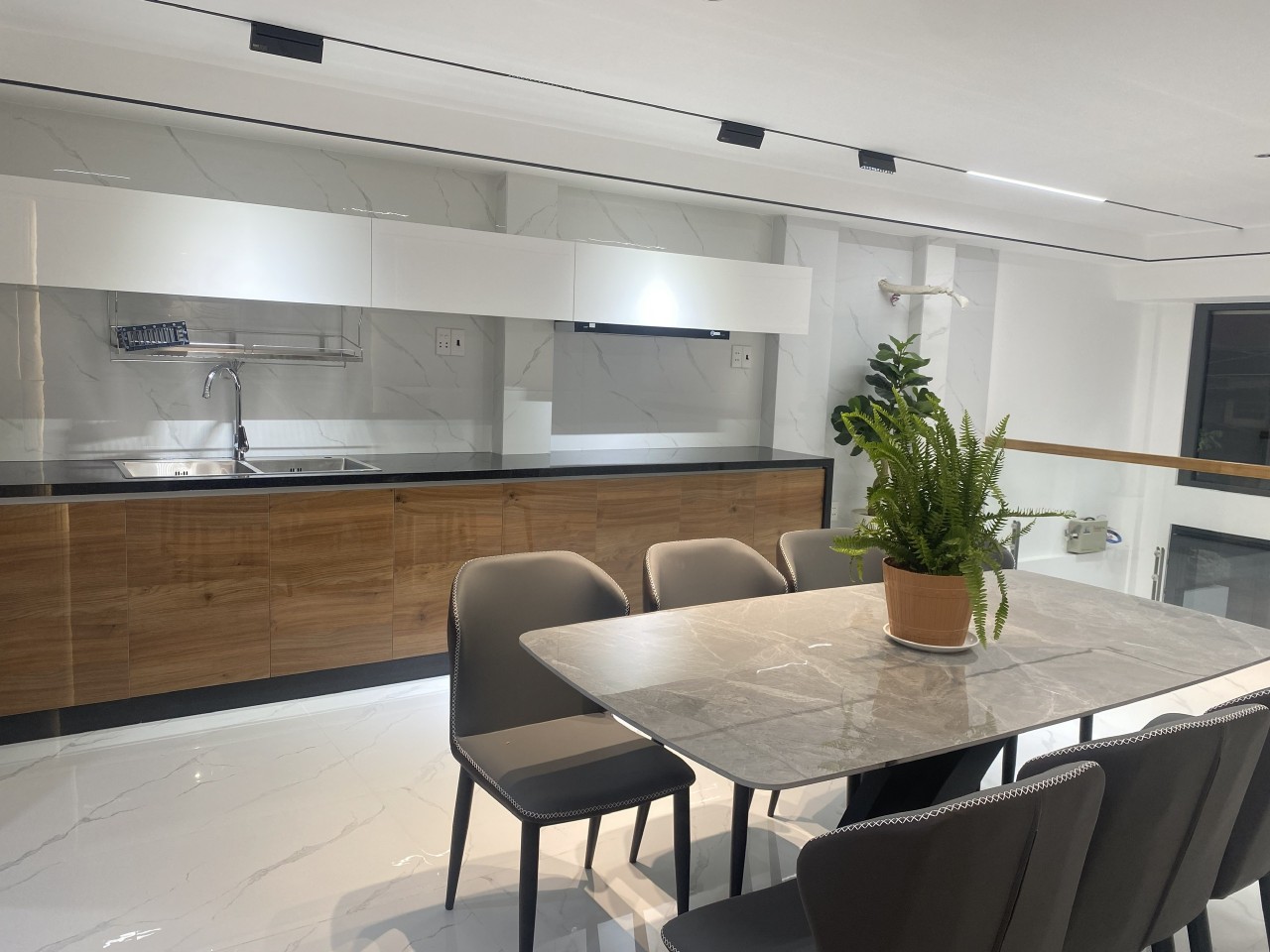 z5486496102155_6811c1aad85123fc18443933bbc679e9