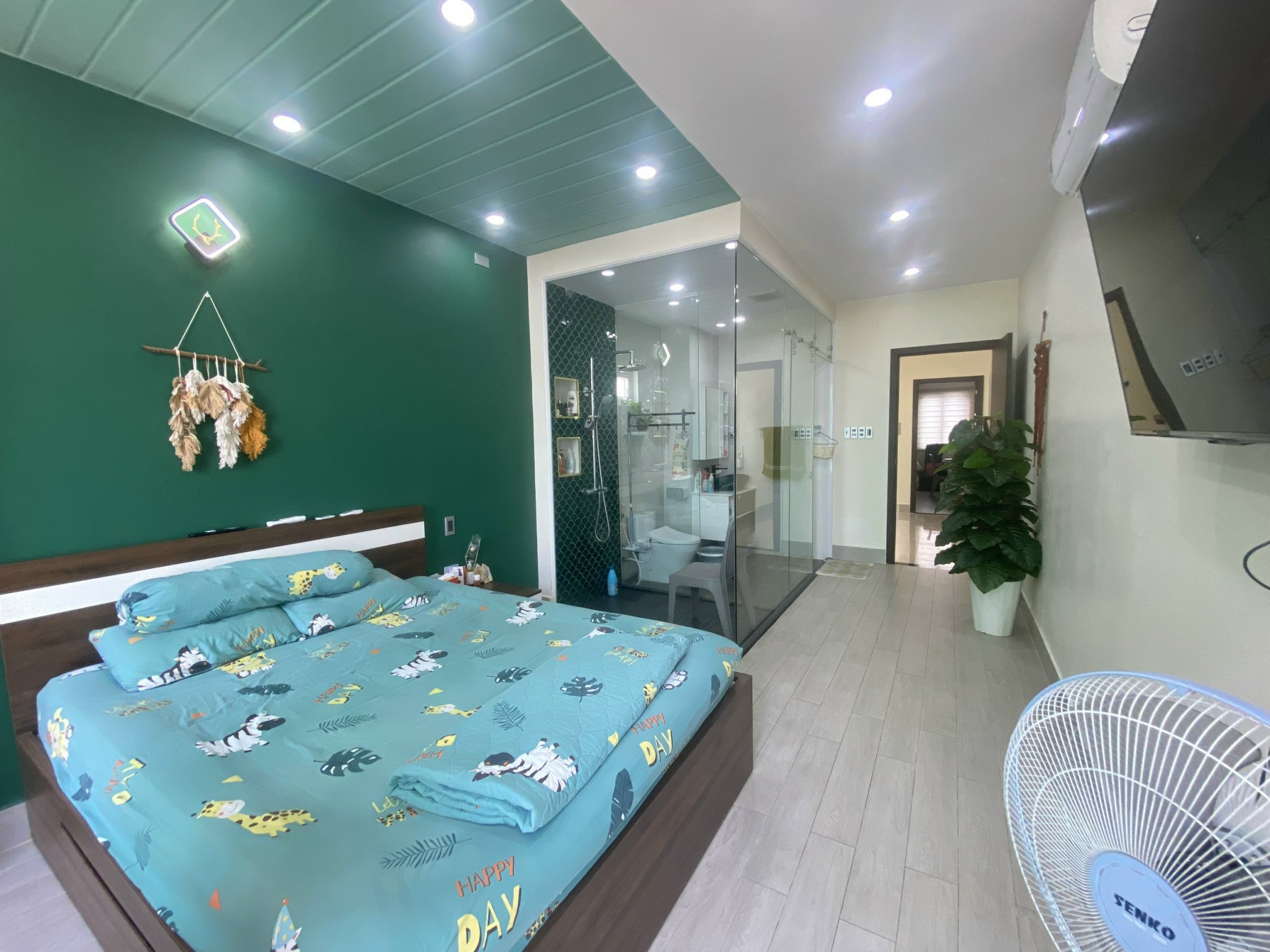 z5488394894306_51453228330de473d7ef0439be2f1fb6