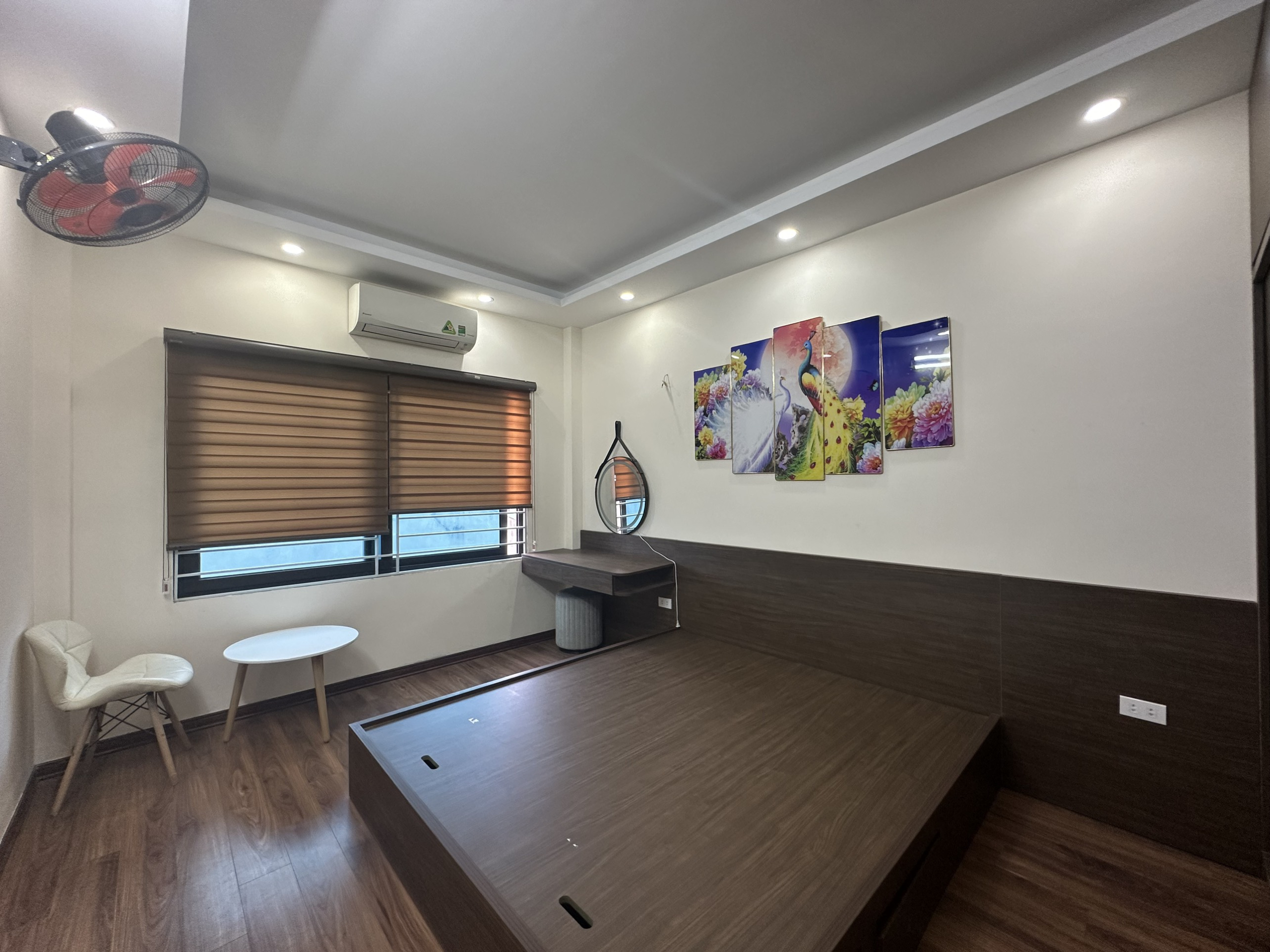 z5493419895526_62630962d36b45105371c1d6769c5bfa