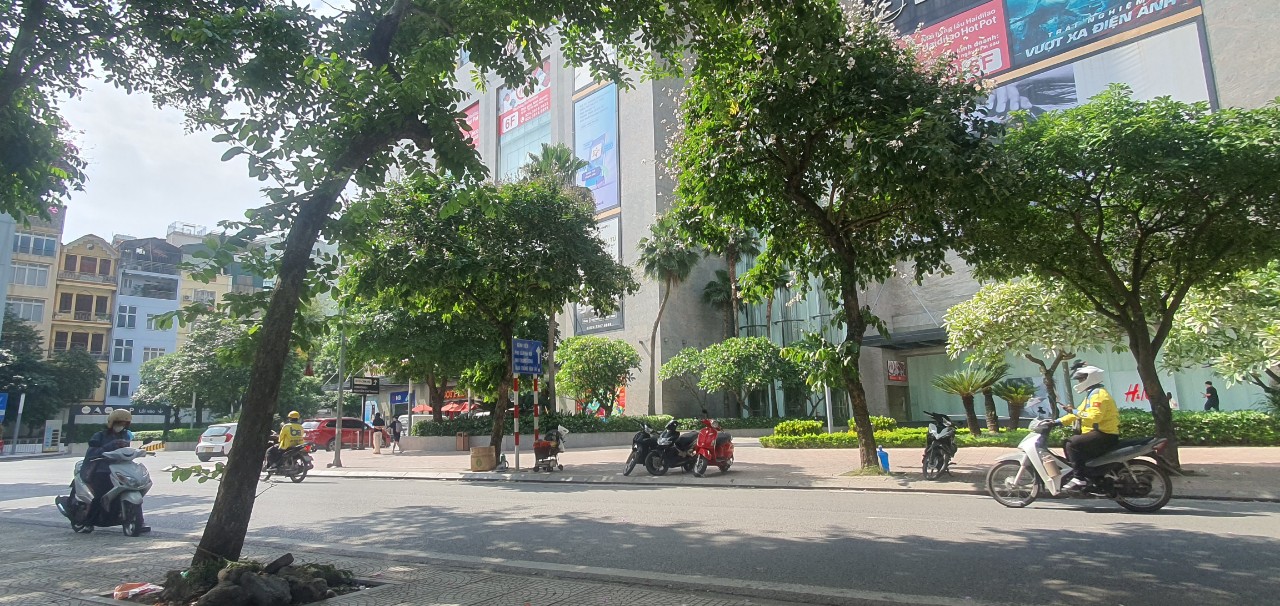 z5497992892882_5ad9074406c46e58bb1199bb6a1f2a13